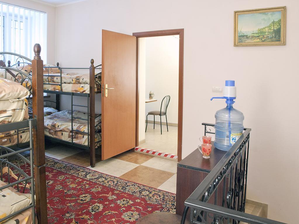 Niko Hostel Лвив Стая снимка